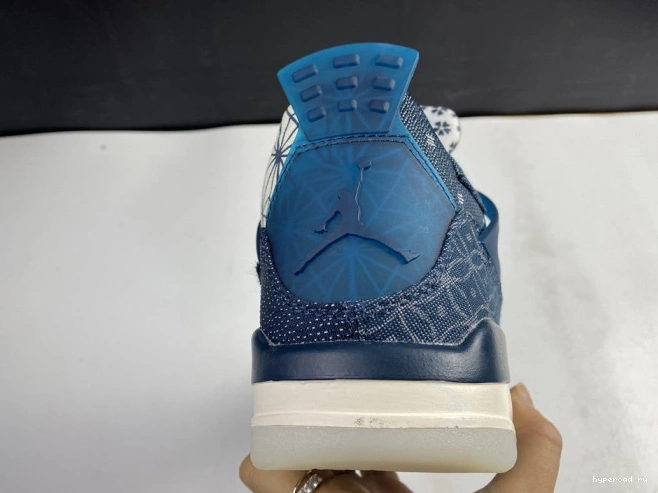 CW0898-400 Air Sashiko SE Jordan Retro 4 1023